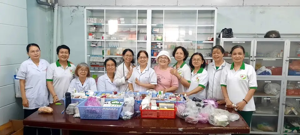 Phòng khám Nội nhân đạo khám và cấp phát thuốc miễn phí lần thứ 75 (ảnh 1/5)