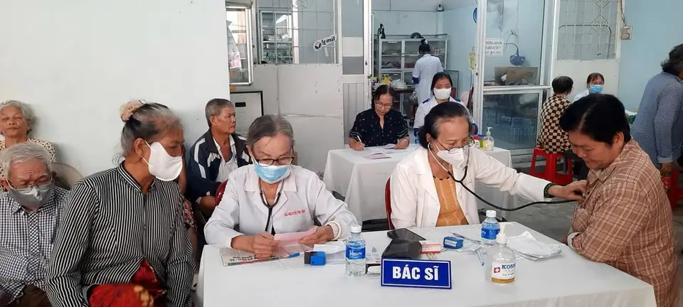 Phòng khám Nội nhân đạo khám và cấp phát thuốc miễn phí lần thứ 77 (ảnh 5/5)