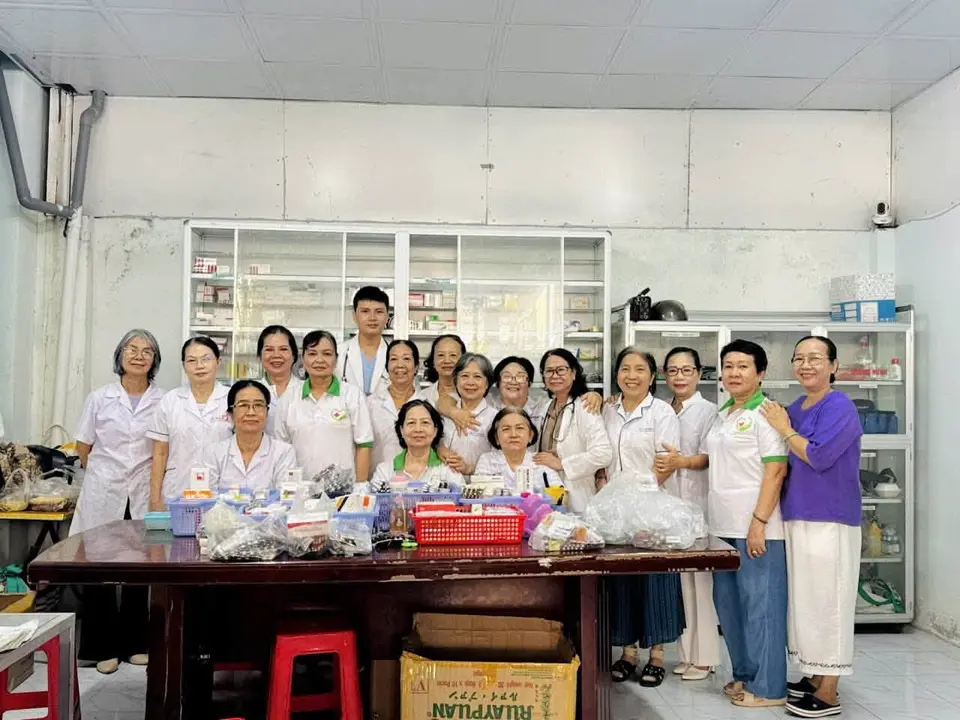 Phòng khám Nội nhân đạo khám và cấp phát thuốc miễn phí lần thứ 87 (ảnh 2/5)